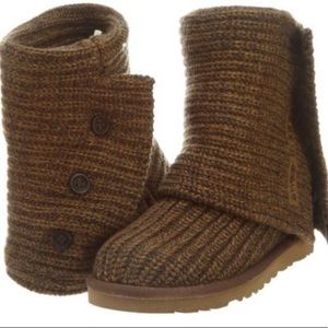 Classic uggs cardy boot.